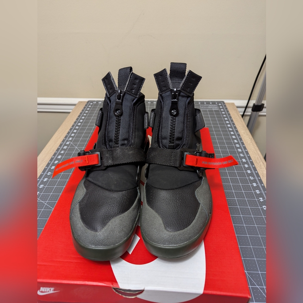 Nike Air Force 270 Utility